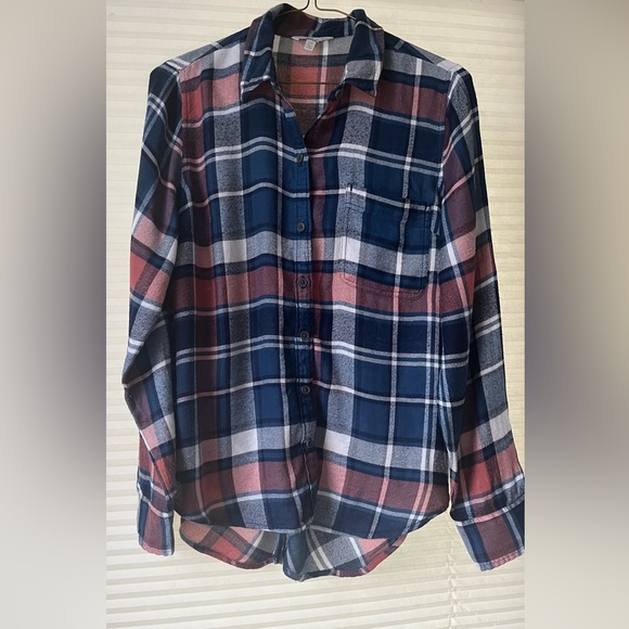 Colourful Lucky Brand flannel button up. Size small. Excellent condition. - Picture 7 of 7